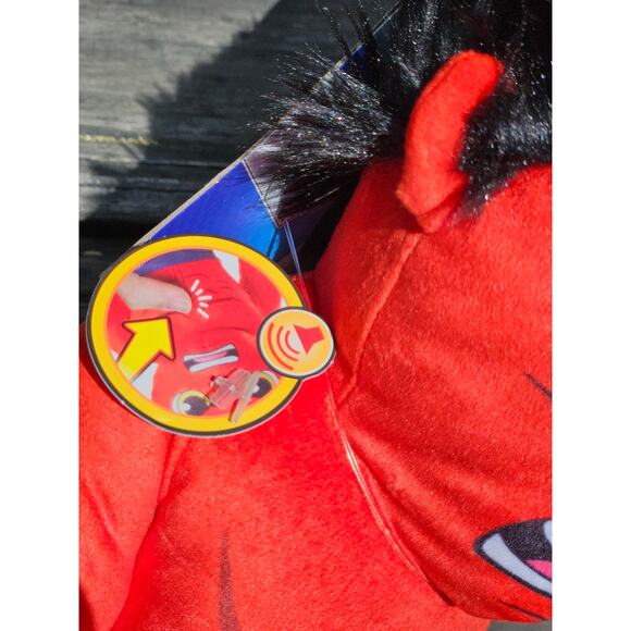 Marvel Plush Talkers Red Hulk Soft Toy, 11.75" Collectible Figure - Picture 8 of 8